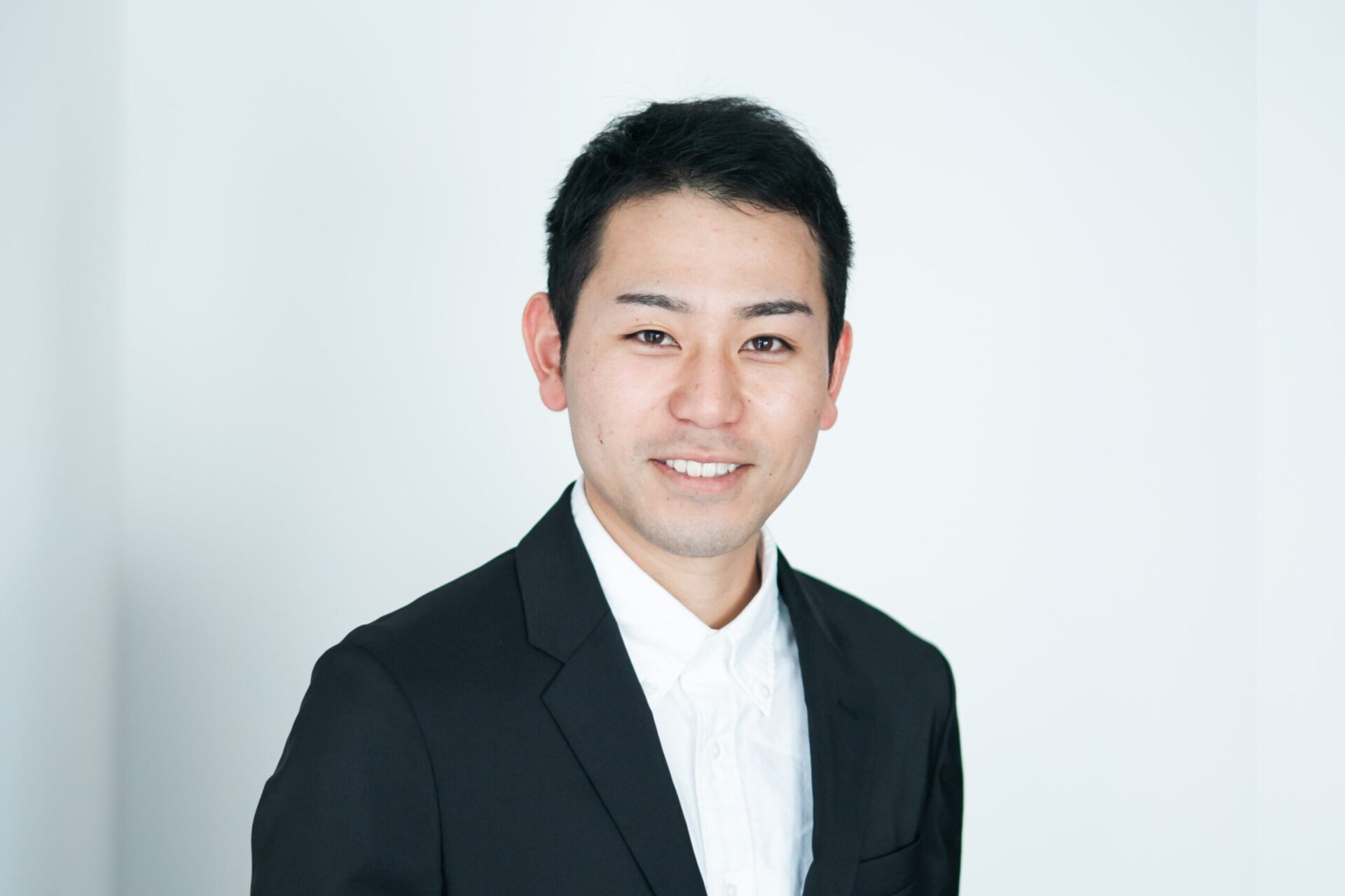 松村 亮輔